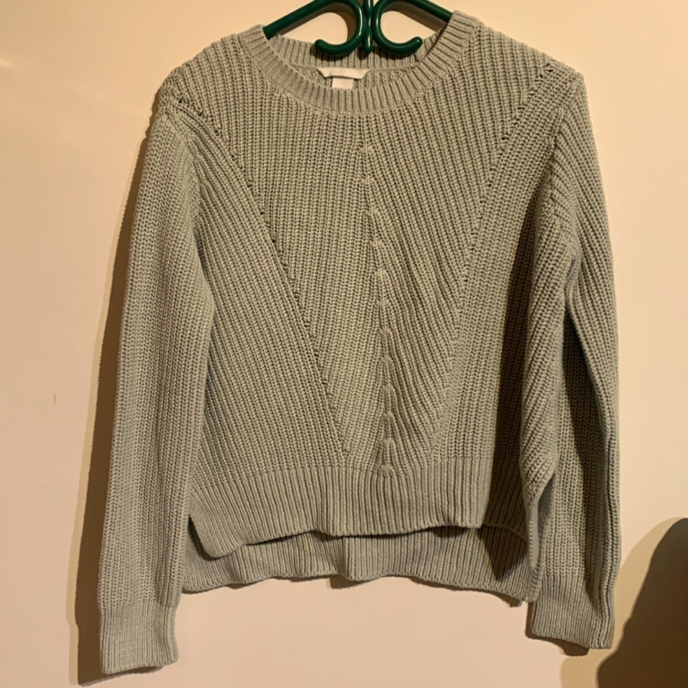 H&M sweater light sea foam green size Medium